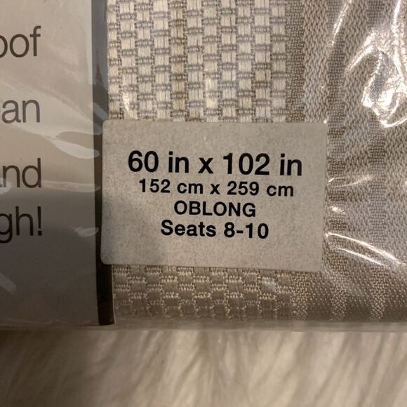 Encore tan microfiber tablecloth 60” x 102” - Picture 7 of 8